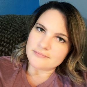 Meet your Posher, Lindsey